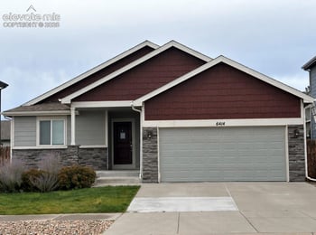 6414 Mountain Dale Dr, Colorado Springs, CO 80927
