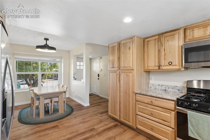 6420 Stonehedge Dr, Colorado Springs, CO 80918