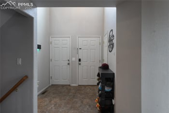 6457 Graymont Dr, Colorado Springs, CO 80923