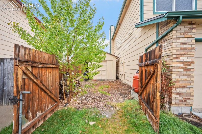6525 Leesburg Rd, Colorado Springs, CO 80922