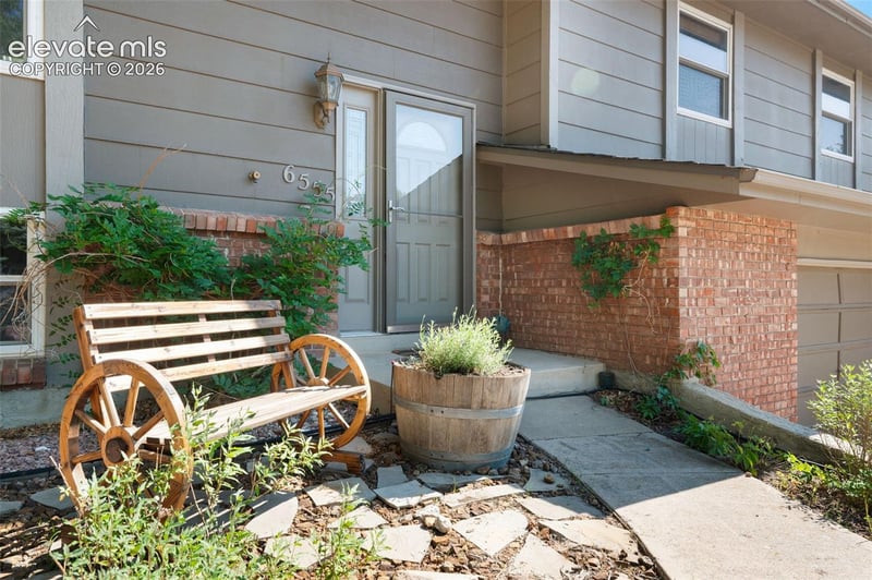 6555 Arequa Ridge Ln, Colorado Springs, CO 80919