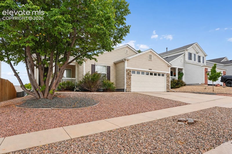6585 Sonny Blue Dr, Colorado Springs, CO 80923