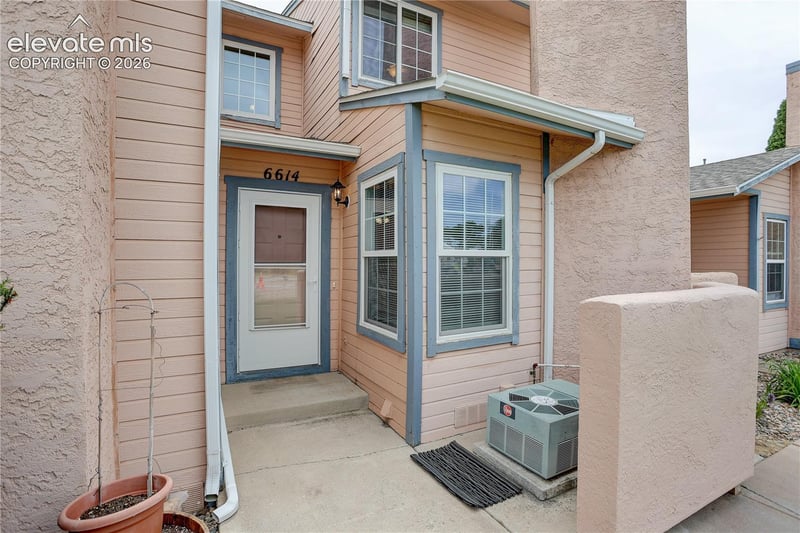6614 Bobtail Dr, Colorado Springs, CO 80911
