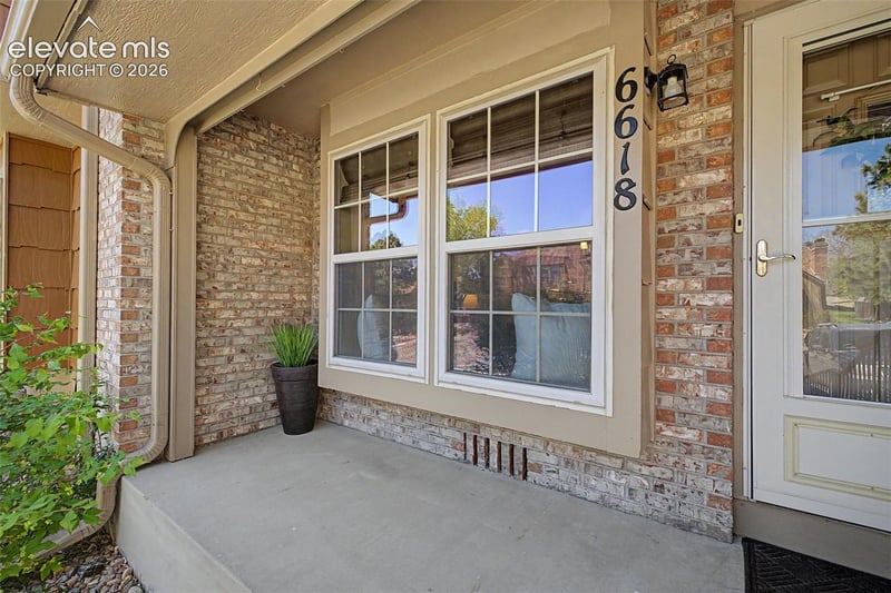 6618 Warbler Ln, Colorado Springs, CO 80919