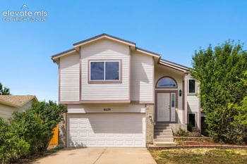 6620 Oakwood Blvd, Colorado Springs, CO 80923