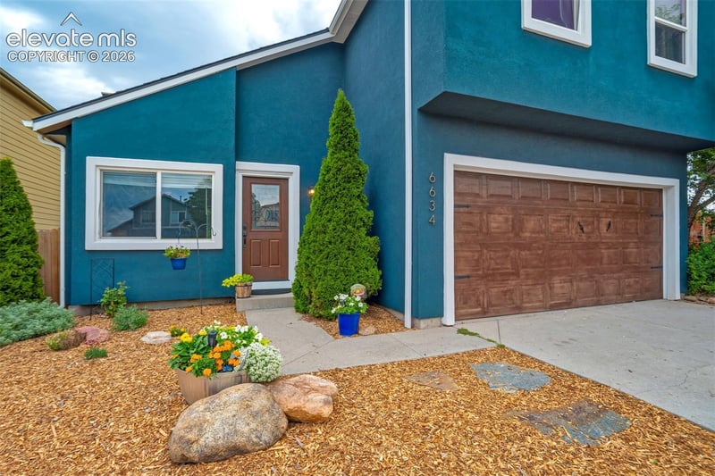 6634 Chantilly Pl, Colorado Springs, CO 80922