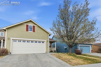 6642 Glowing Valley Dr, Colorado Springs, CO 80923