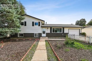 670 Calle Entrada NA, Fountain, CO 80817