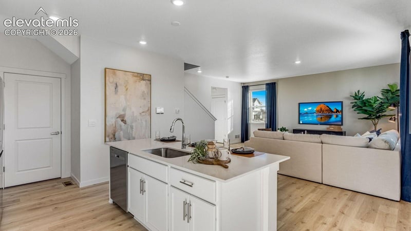 6705 Raven Ridge Ter, Colorado Springs, CO 80925