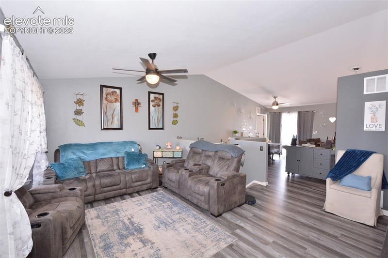 671 N Mcculloch Blvd, Pueblo West, CO 81007