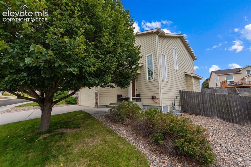 6712 Passing Sky Dr, Colorado Springs, CO 80911