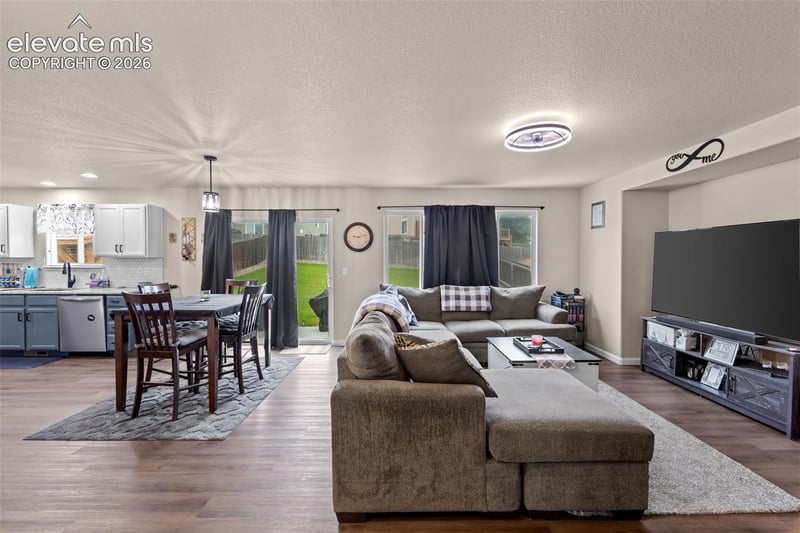 6712 Passing Sky Dr, Colorado Springs, CO 80911