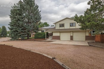 6717 Bishop Dr, Colorado Springs, CO 80918