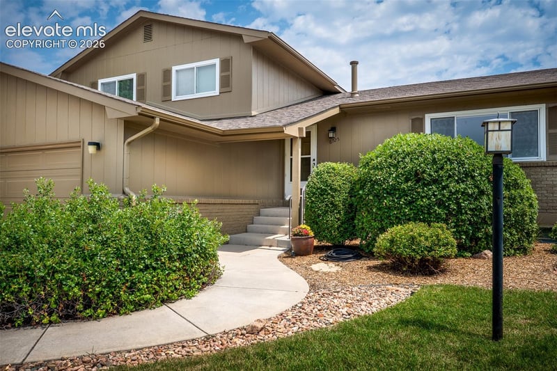 6725 Prince Dr, Colorado Springs, CO 80918