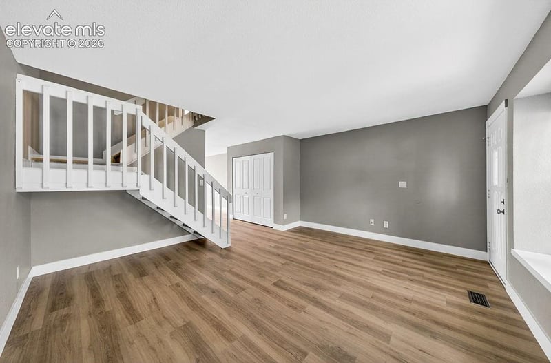 6737 Mountain Top Ln, Colorado Springs, CO 80919