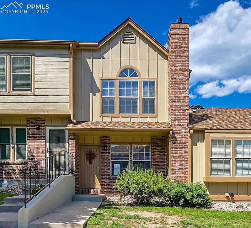 6737 Overland Dr, Colorado Springs, CO 80919