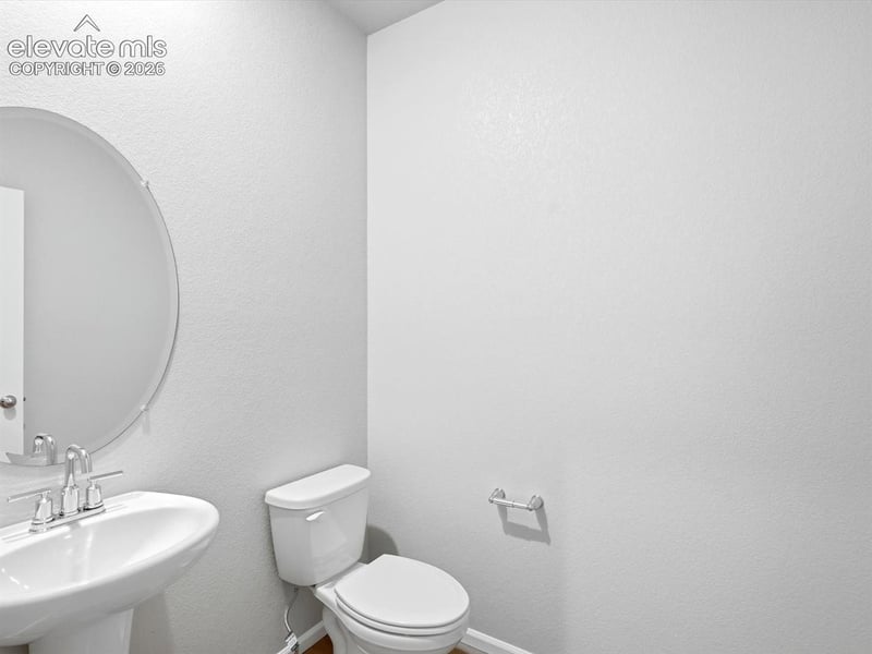6747 Roundtail Way, Colorado Springs, CO 80925