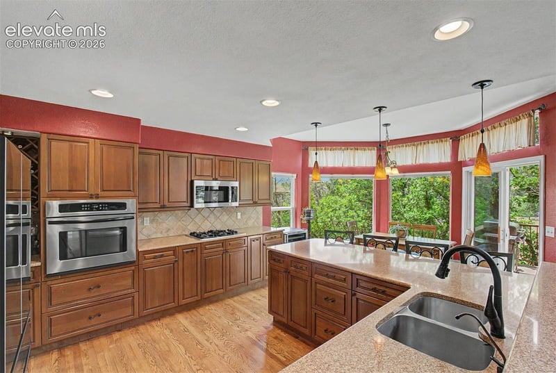 6770 Grey Wolf Ct, Colorado Springs, CO 80919