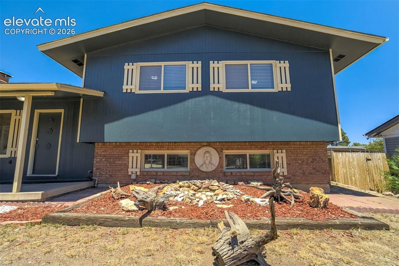 6782 Dale Rd, Colorado Springs, CO 80915