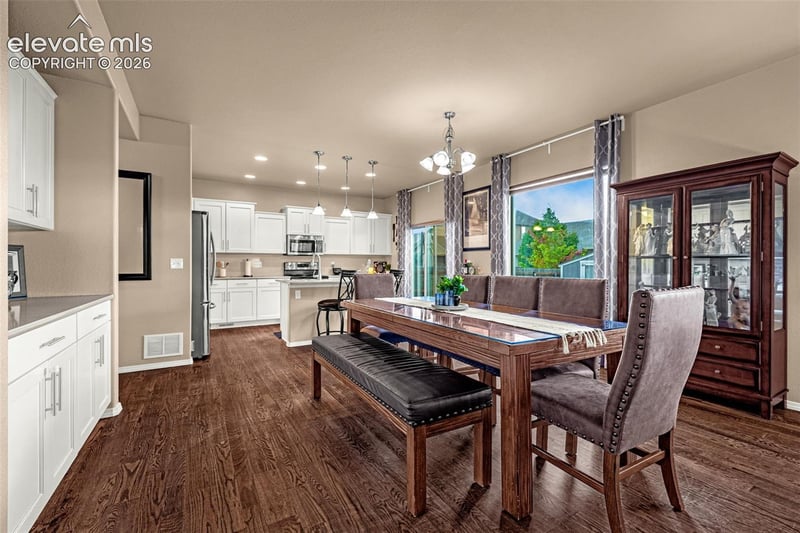 6815 Mustang Rim Dr, Colorado Springs, CO 80923