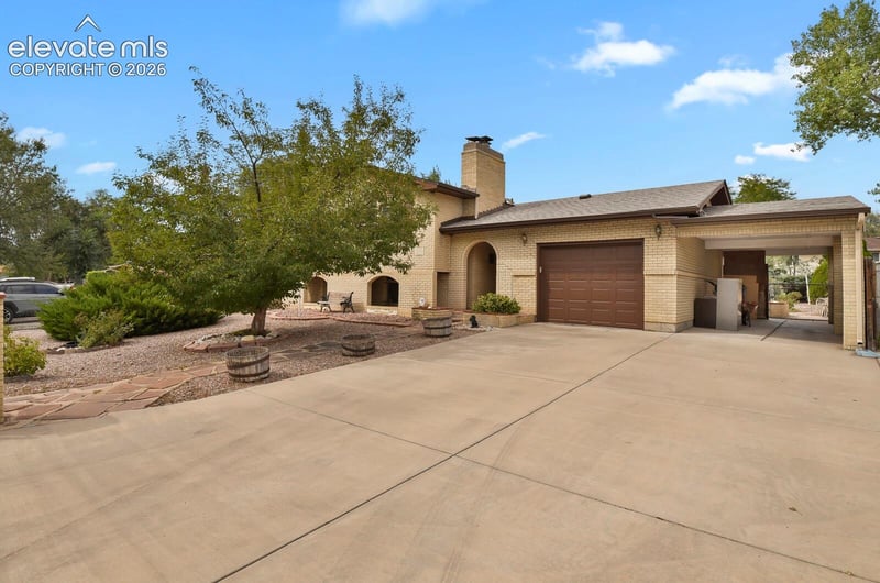 6820 Cliff Palace Ct, Colorado Springs, CO 80911