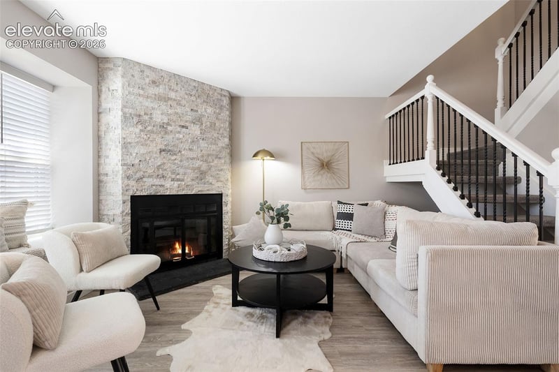 6829 Mountain Top Ln, Colorado Springs, CO 80919
