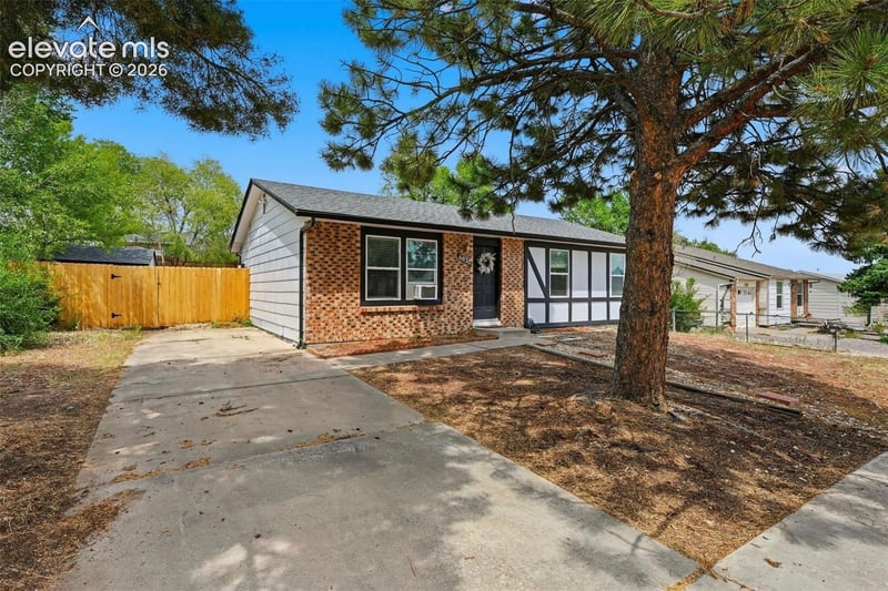 6830 Chippewa Rd, Colorado Springs, CO 80915