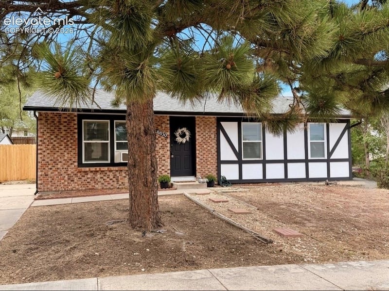 6830 Chippewa Rd, Colorado Springs, CO 80915