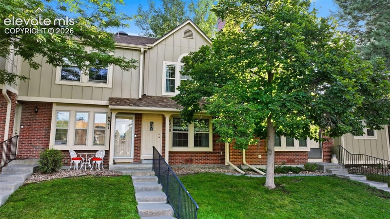 6839 Mountain Top Ln, Colorado Springs, CO 80919