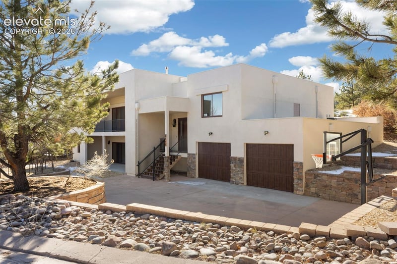 6840 Oak Valley Ln, Colorado Springs, CO 80919