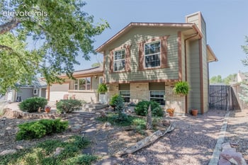 6870 Riverwood Ln, Colorado Springs, CO 80918