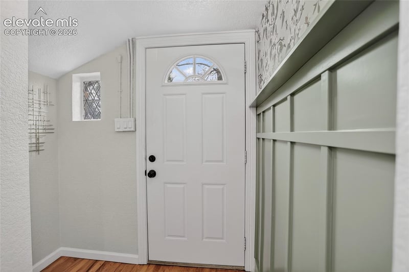 6907 W 12th Ave, Lakewood, CO 80214