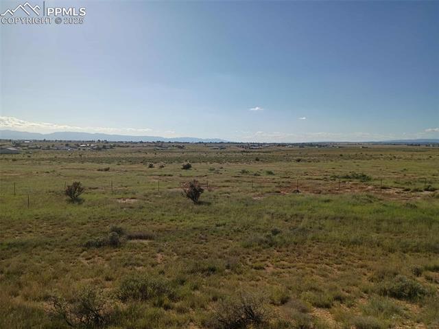 691 Mint Dr, Pueblo, CO 81007