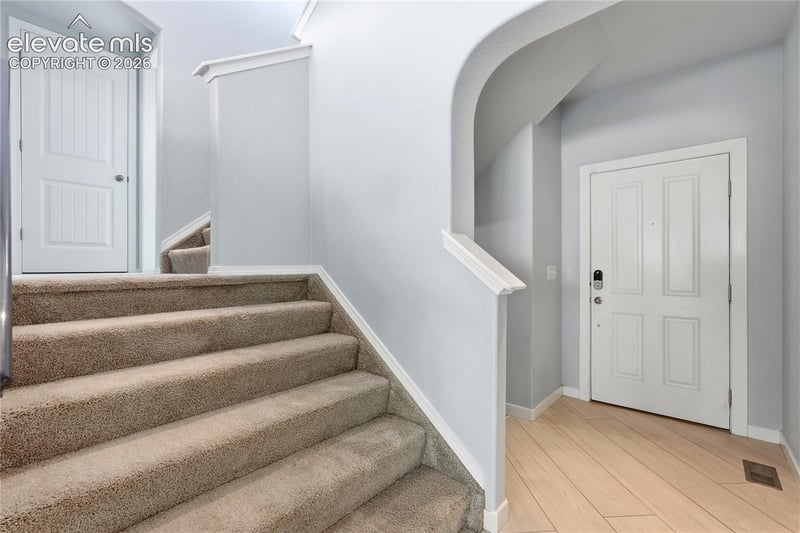 6945 Sedgerock Ln, Colorado Springs, CO 80927