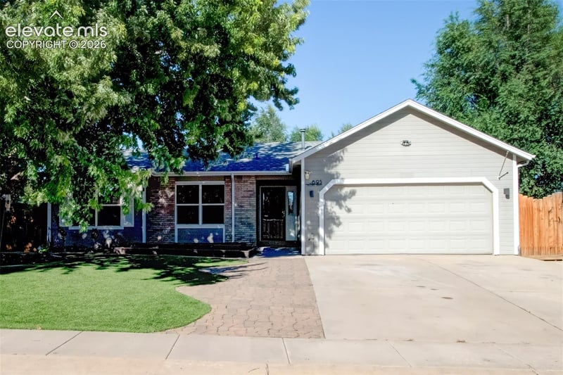 695 Seawell Dr, Colorado Springs, CO 80911