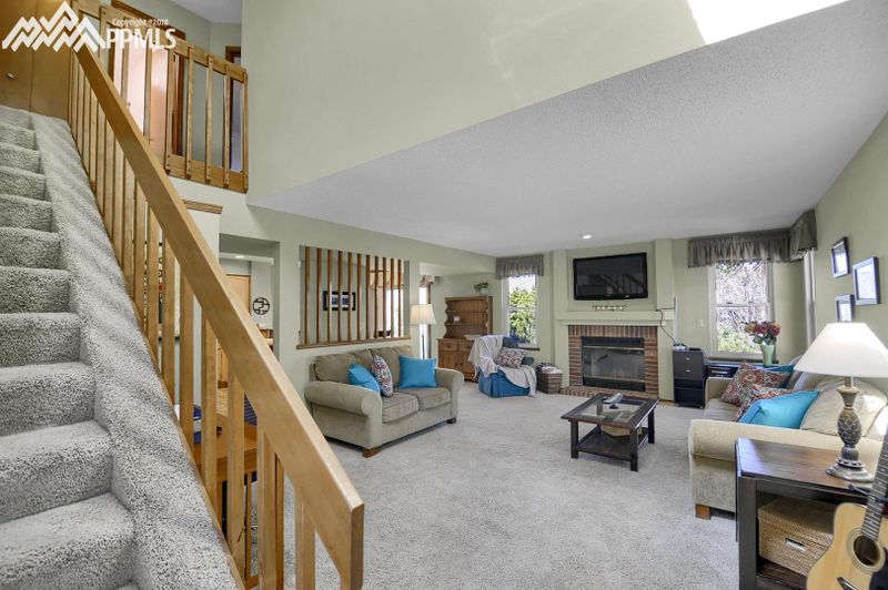 6973 Sproul Ln, Colorado Springs, CO 80918