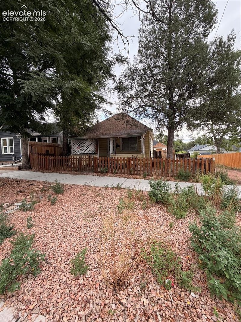 701 N Corona St, Colorado Springs, CO 80903