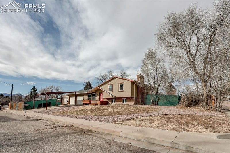 7010 Stowe Cir, Fountain, CO 80817