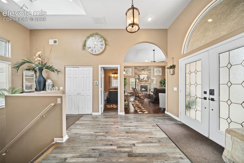 704 S Chimazo Dr, Pueblo, CO 81007