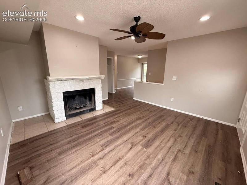 7075 White Mountain Dr, Colorado Springs, CO 80915