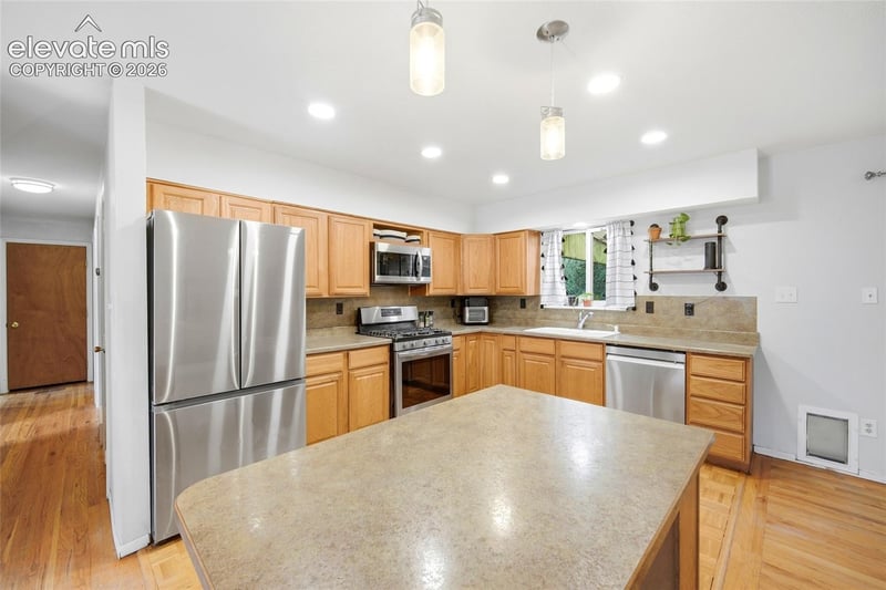 7110 Metropolitan St, Colorado Springs, CO 80911