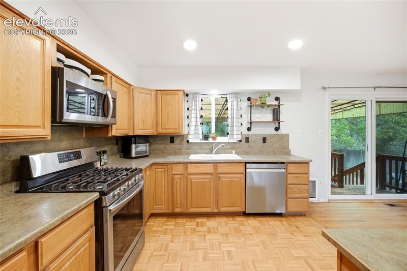 7110 Metropolitan St, Colorado Springs, CO 80911