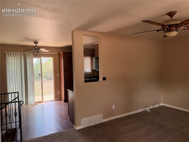 7135 Poteae Dr, Colorado Springs, CO 80915