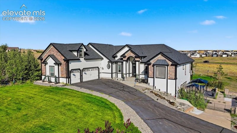 715 Coyote Trl, Elizabeth, CO 80107