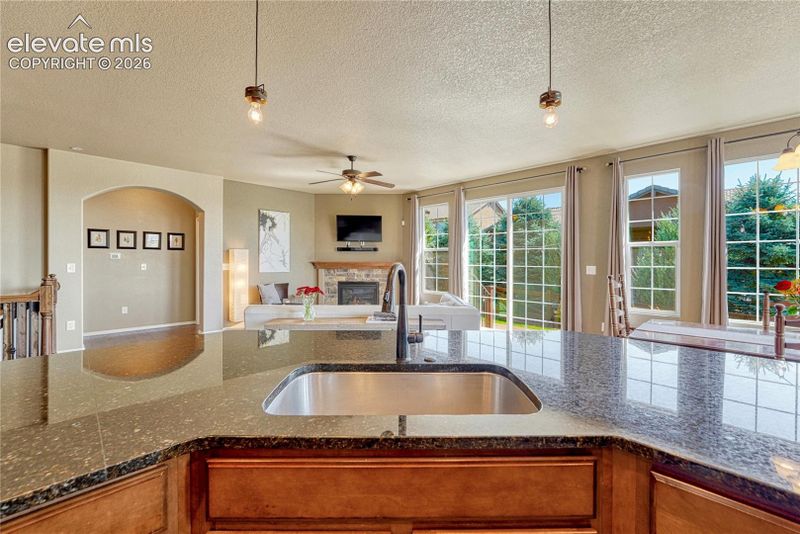 7163 Cottonwood Tree Dr, Colorado Springs, CO 80927