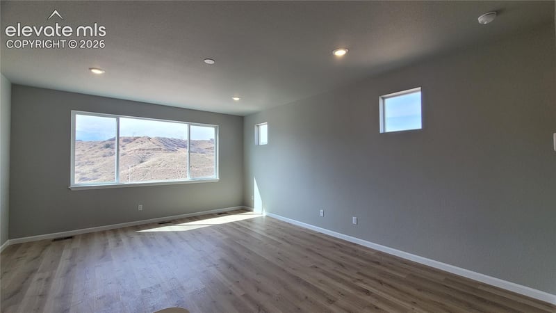 718 Belleza Vw, Colorado Springs, CO 80907