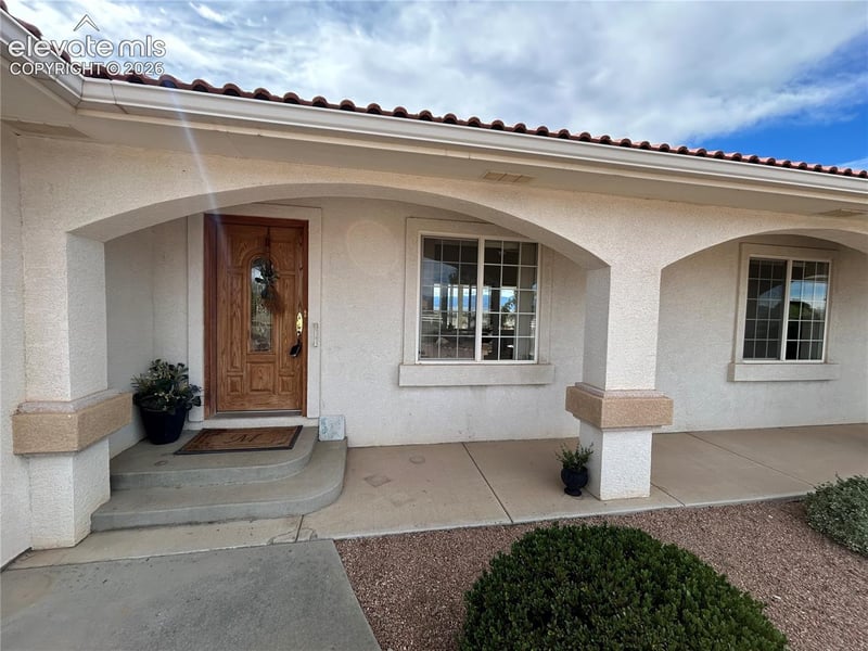 72 Pleasure Trl, Penrose, CO 81240