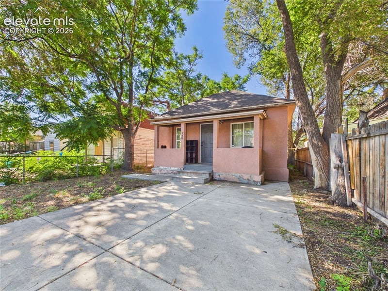 720 E 3rd St, Pueblo, CO 81001