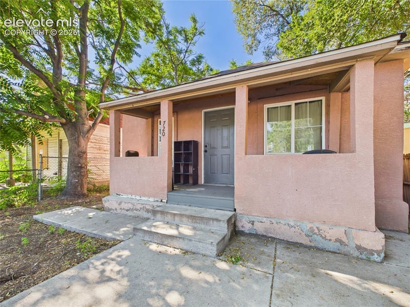 720 E 3rd St, Pueblo, CO 81001