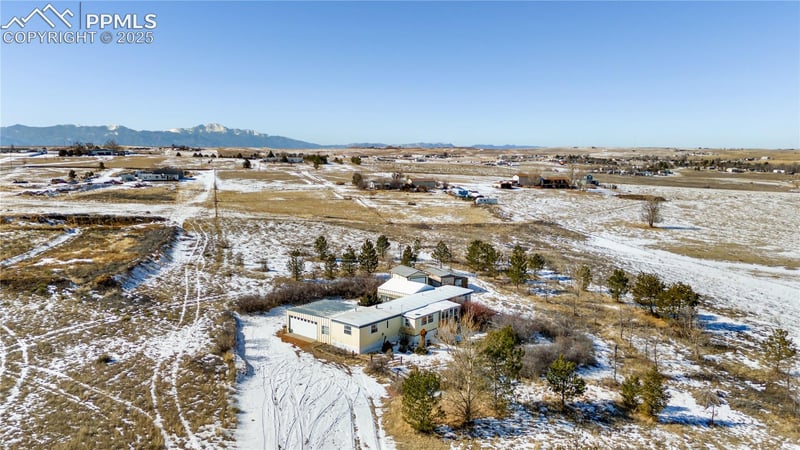 720 N Enoch Rd, Colorado Springs, CO 80930